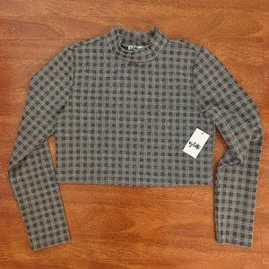 NWT Mockneck Plaid Long Sleeve Crop Tee